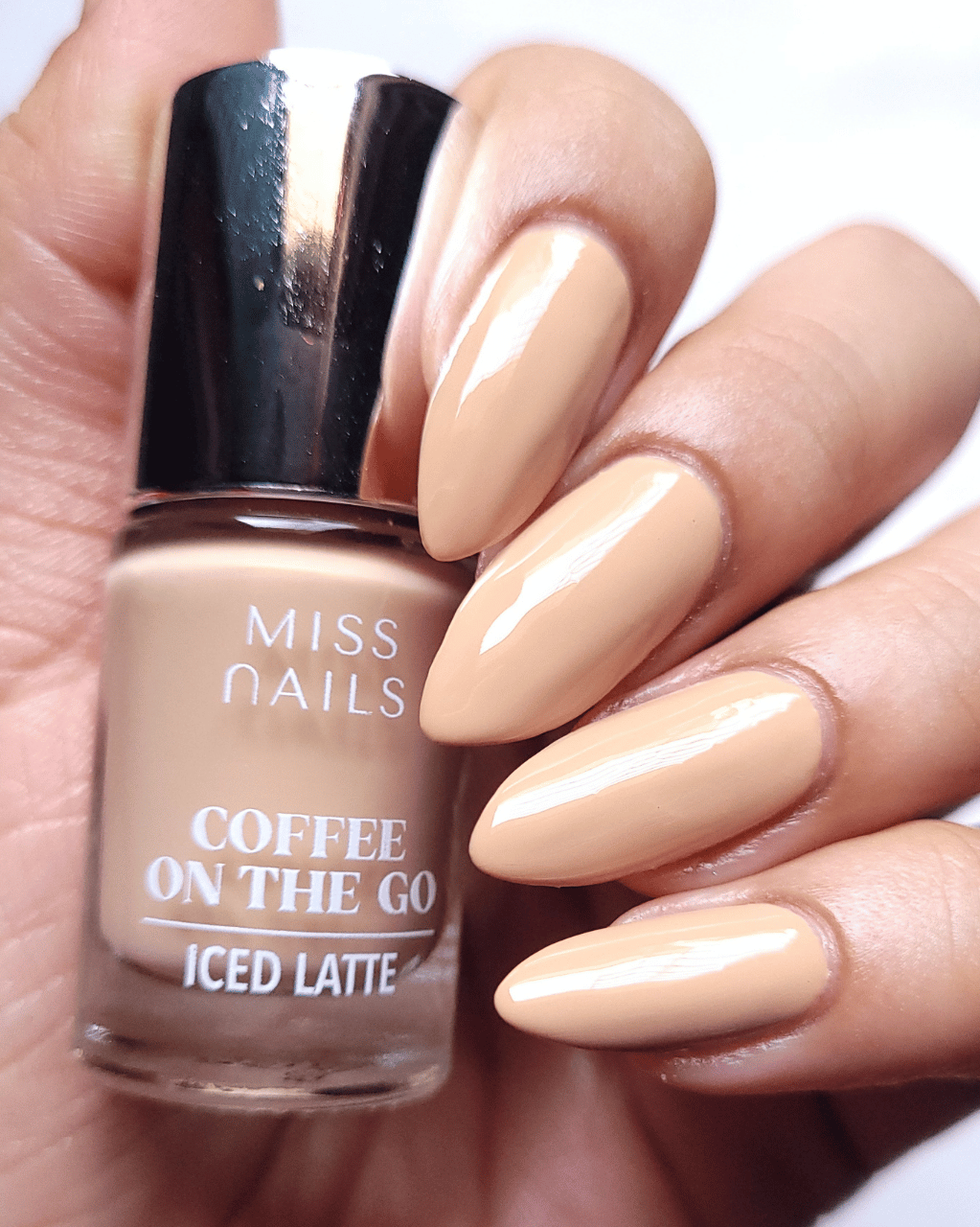 Iced latte - beige caramel brown - swatch enail diaries