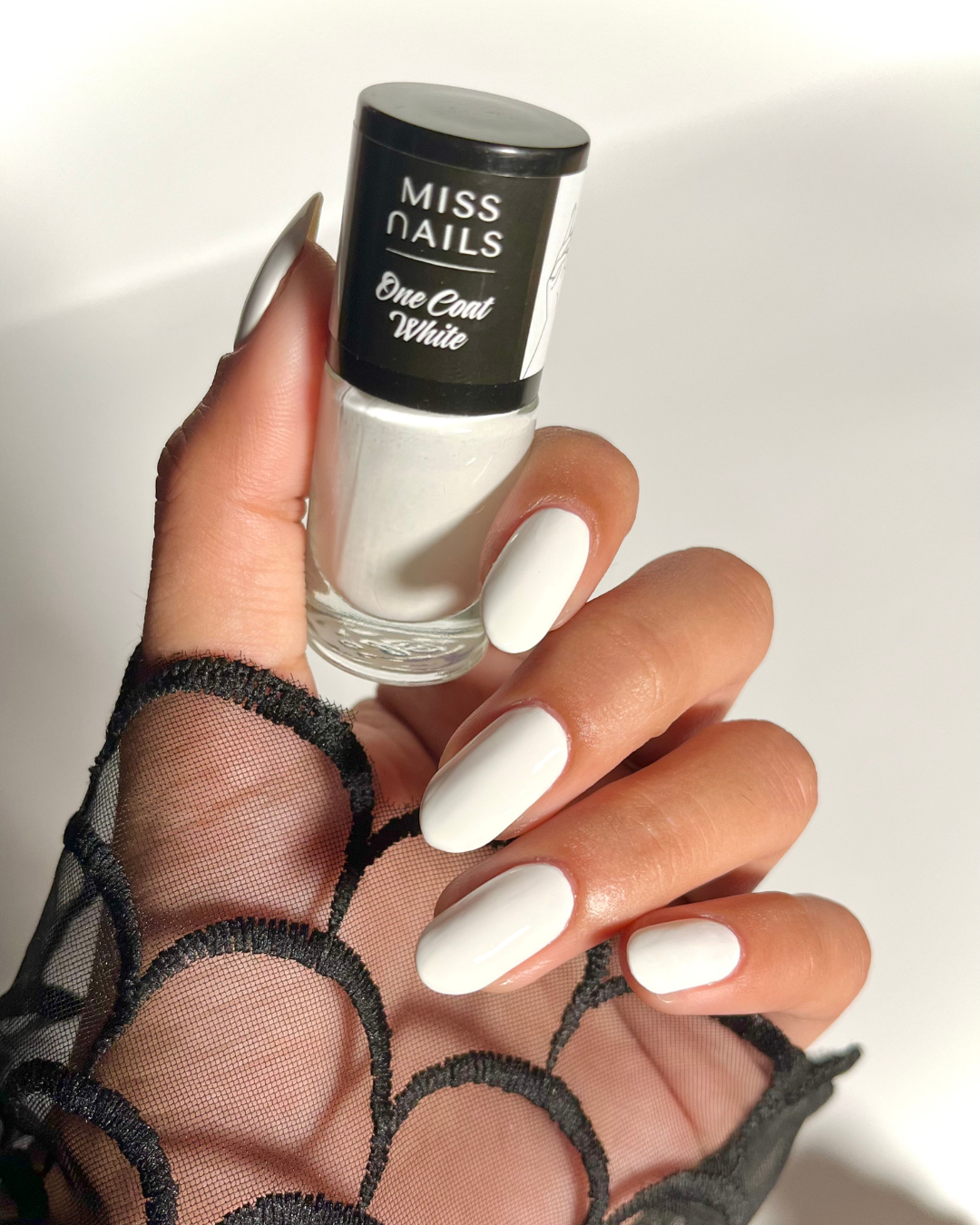 DIY Milky Coconut Nails