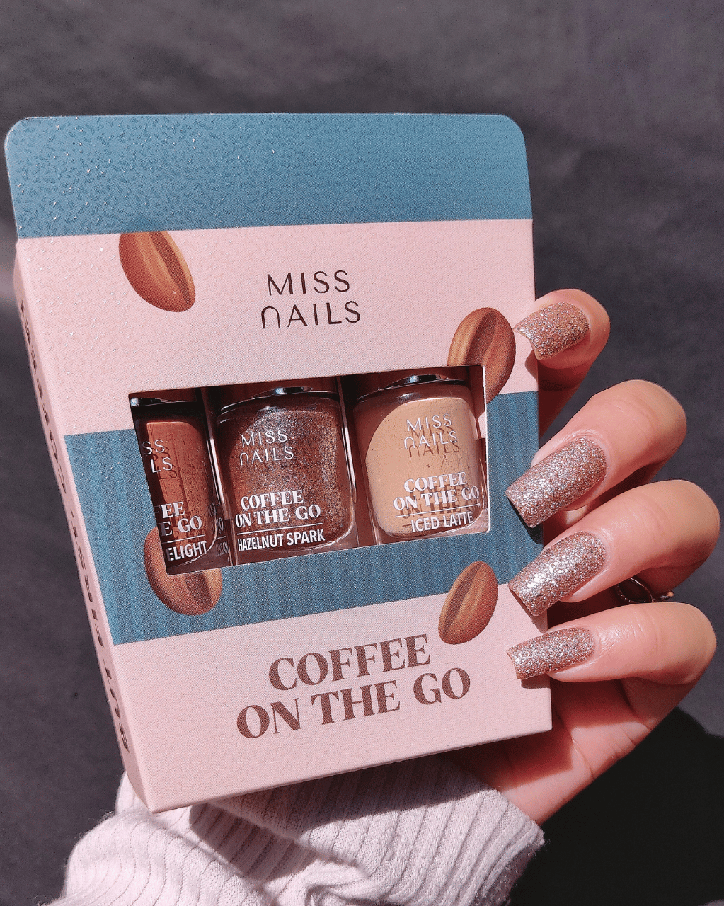 Hazelnut spark swatch with Coffee Kit