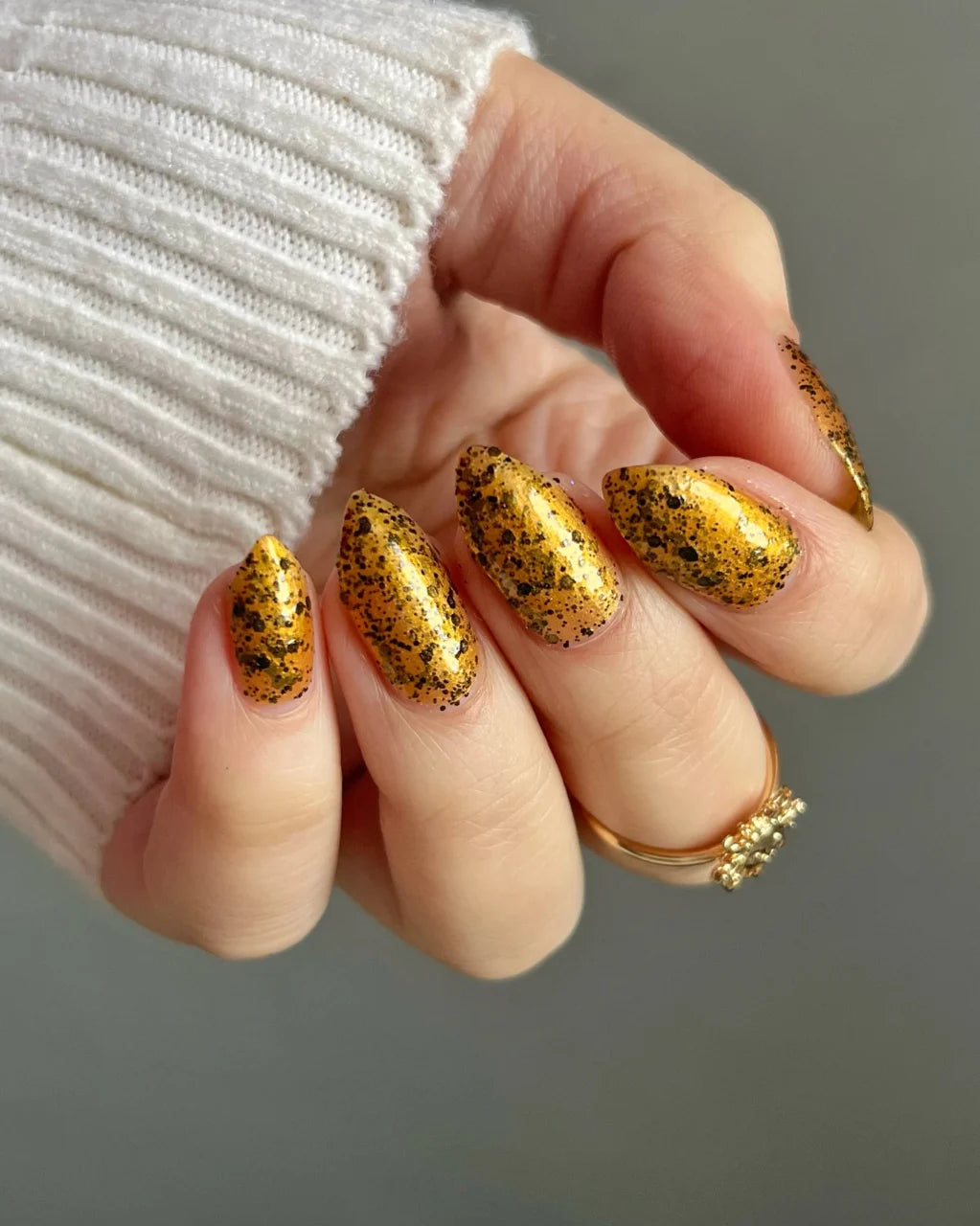 Leopard Nails