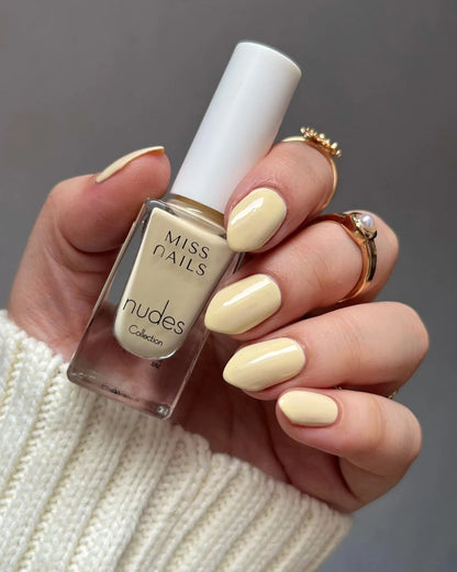 DIY Milky Coconut Nails