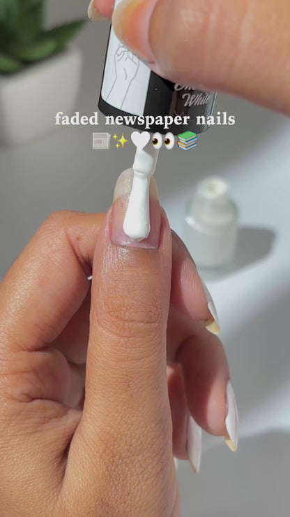 Faded Newspaper Nails